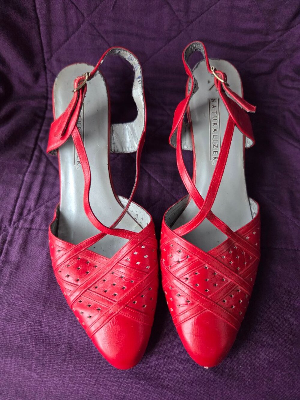 Vintage Red Naturalizer Kitten Heel - Size 8.5